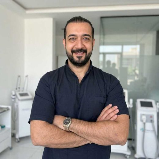 دکتر سینا نصیرینا